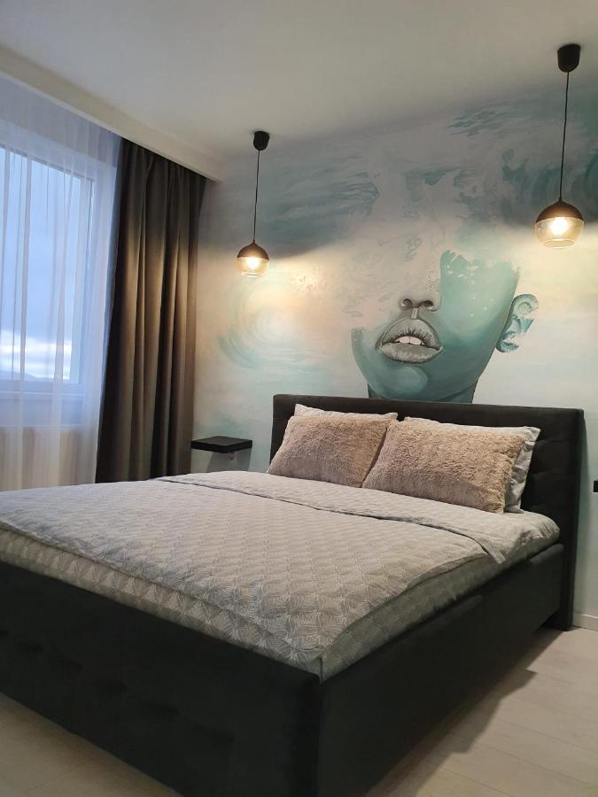 Discret Home Luxury ฟลอเรชติ ภายนอก รูปภาพ